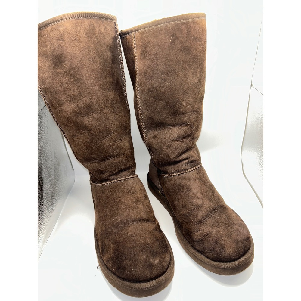 UGG Australia Tall Boots Chocolate Brown Suede Sheepskin Lined Size 8